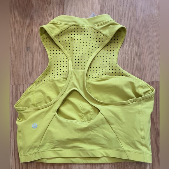 Lululemon zip built in bra top size 8 - Picture 2 of 3